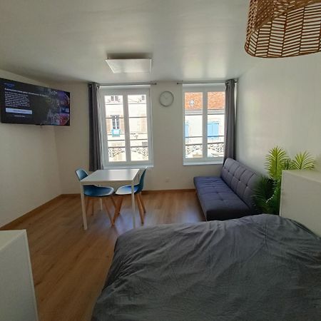 L'Escale Chatillonnaise - Le Campeur Apartment Luaran gambar